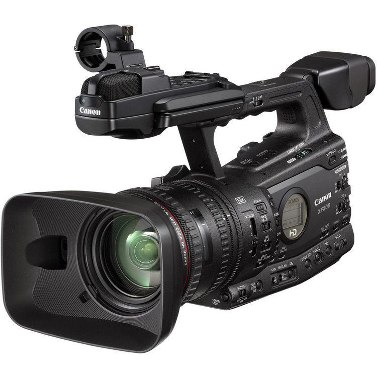 Видеокамера Canon XF300